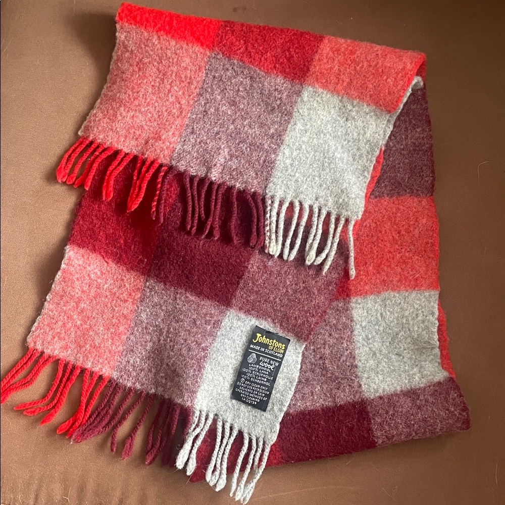 Johnstons of Elgin Luxurious Scottish Pure New Wool Red and Gray Checkered Scarf